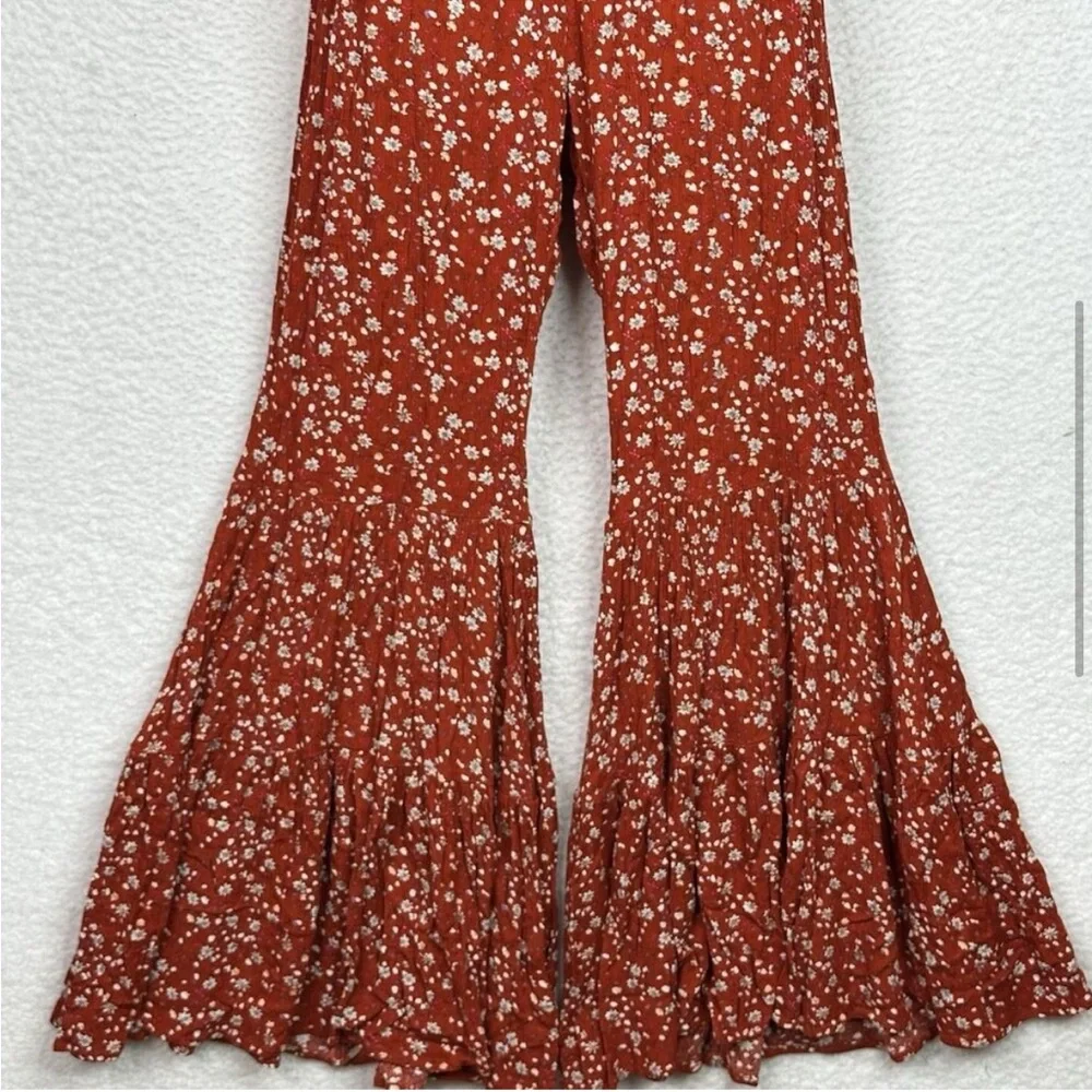 Storia Red Floral Bell Bottom Jumpsuit Size S - Picture 6 of 8